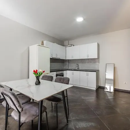 Apartment Sunset 1br Escape By Pikhost