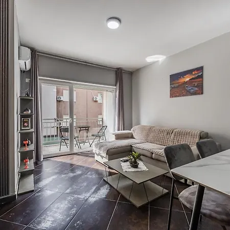 Apartment Sunset 1br Escape By Pikhost Durrës